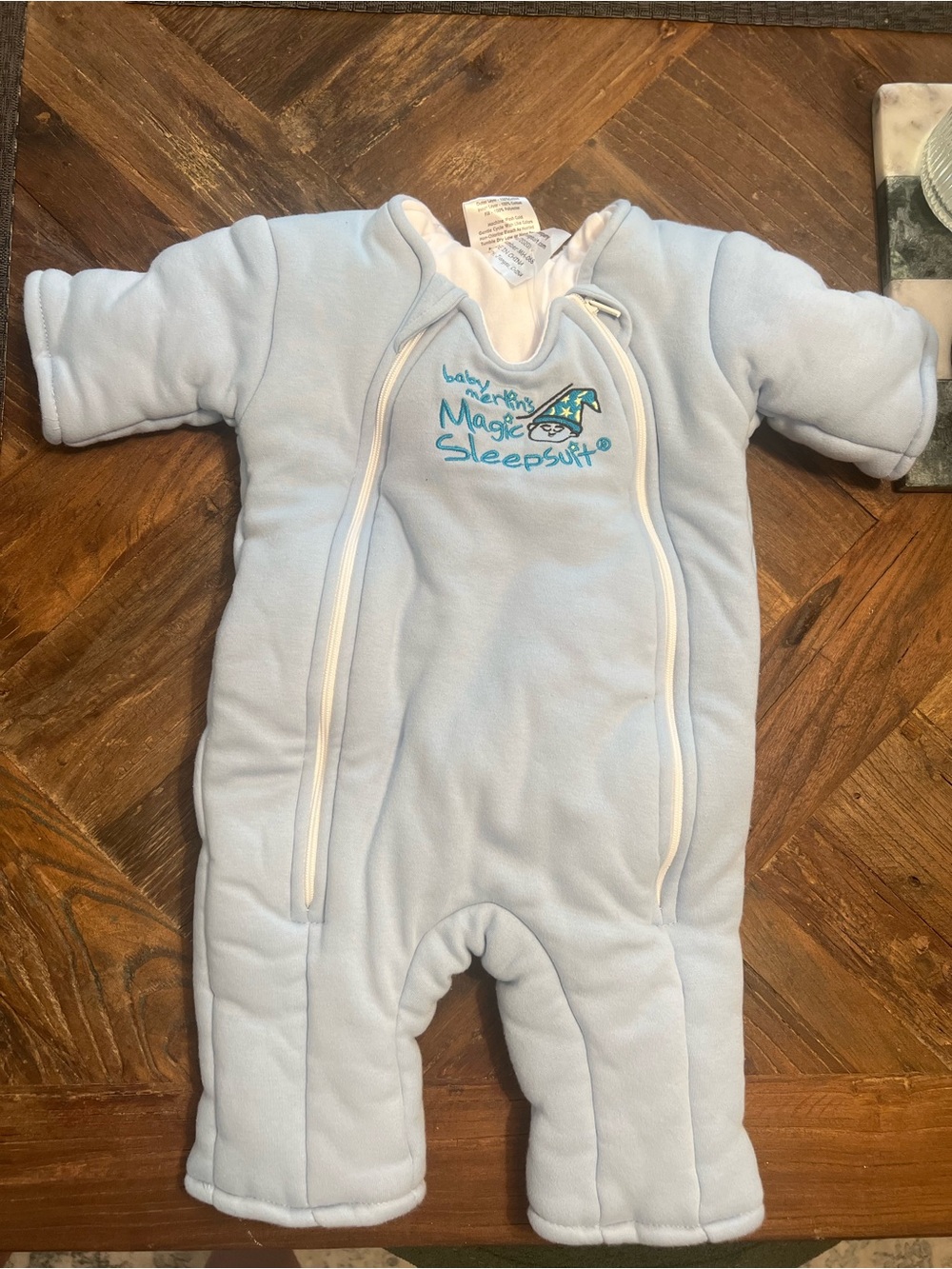 Magic Marlin Sleep Suite Size Small NWOT- in Light Blue - Cozy Sleepwear